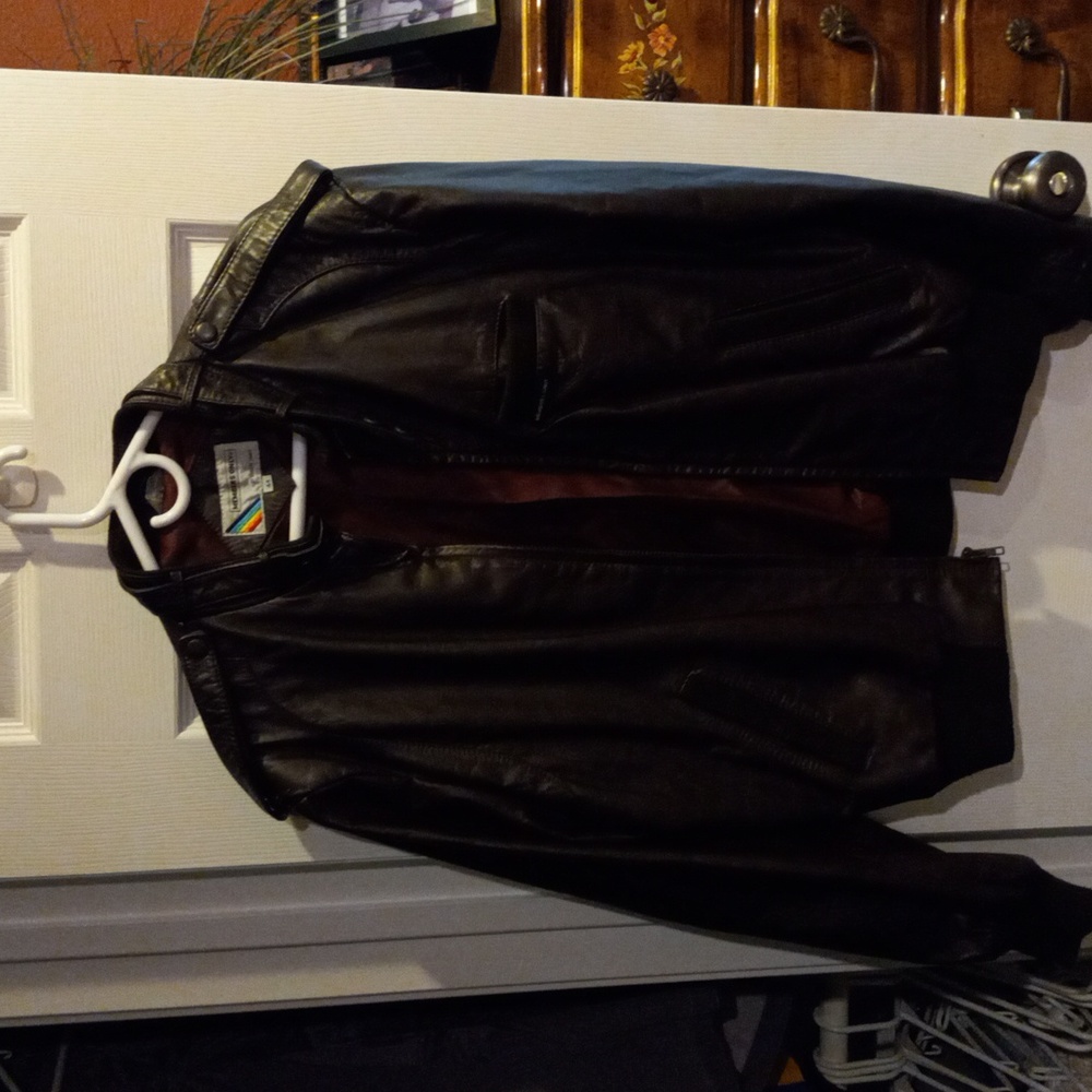 Members Only Leather jacket size 44 by Europe Craft Brown no marks excellent con